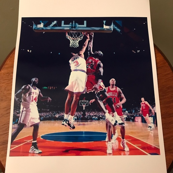 JOHN STARKS KNICKS BLOCKS MICHAEL JORDAN🤯 GLOSSY 8.5x11 REPRINT NBA POSTER NEW! - Picture 5 of 8